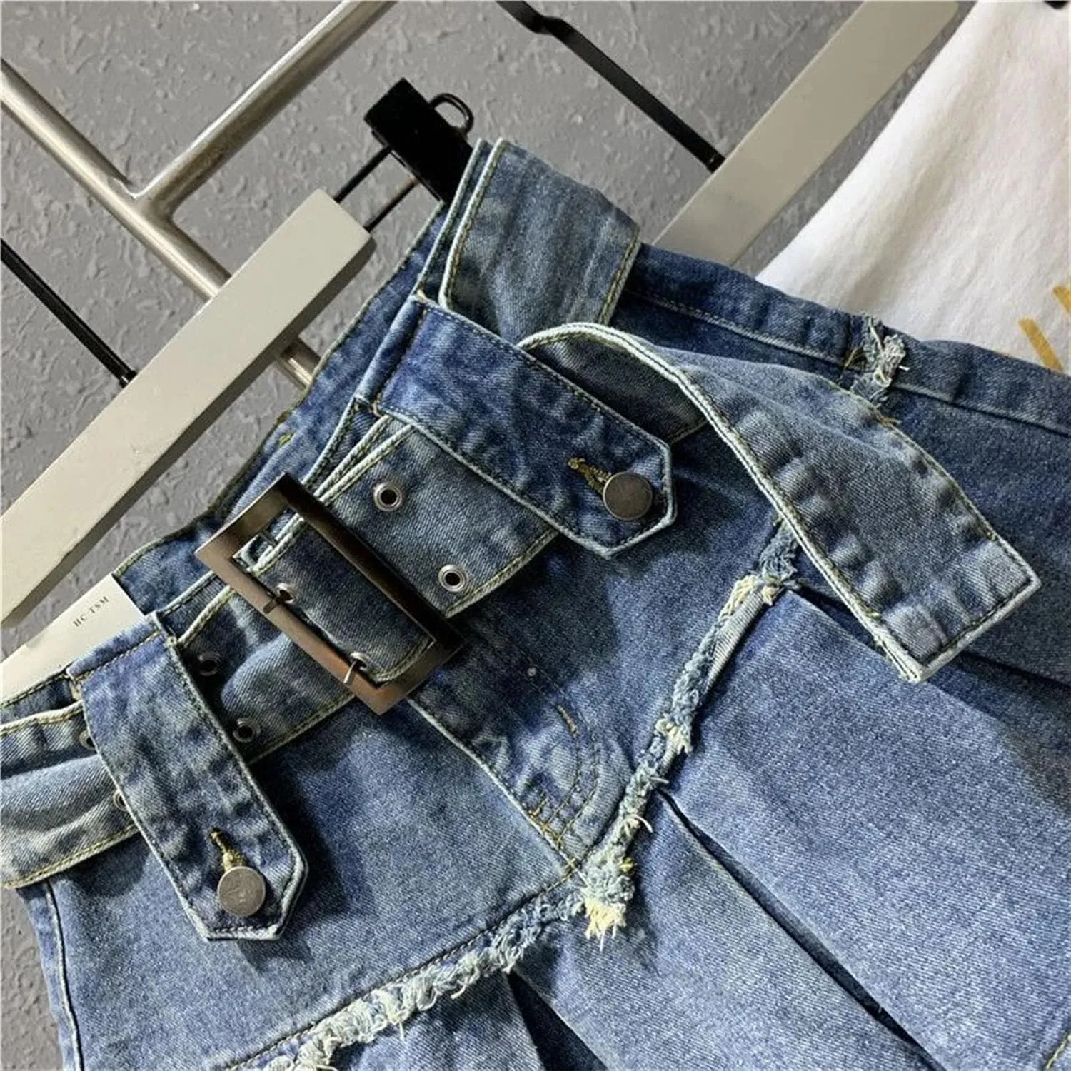 Women's High Waist Denim Mini Skirt Adjustable Belt Fringe Trim Pleated Jeans Skirts Summer Beach Vacation Outfits