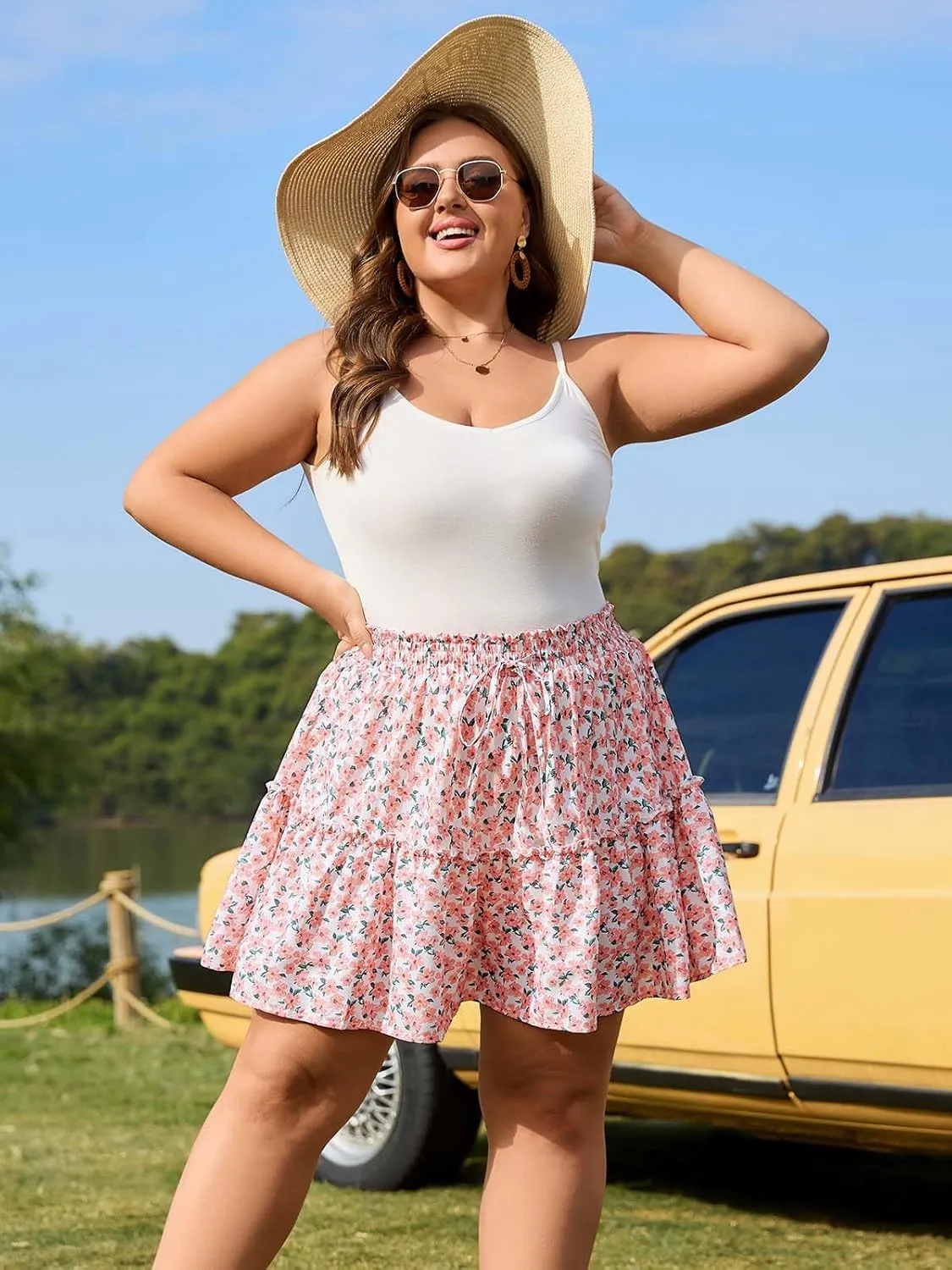 Women's Plus Size Flowy Floral Skirt Casual Boho High Waisted Ruffle Tiered Mini Skater Skirt with Shorts
