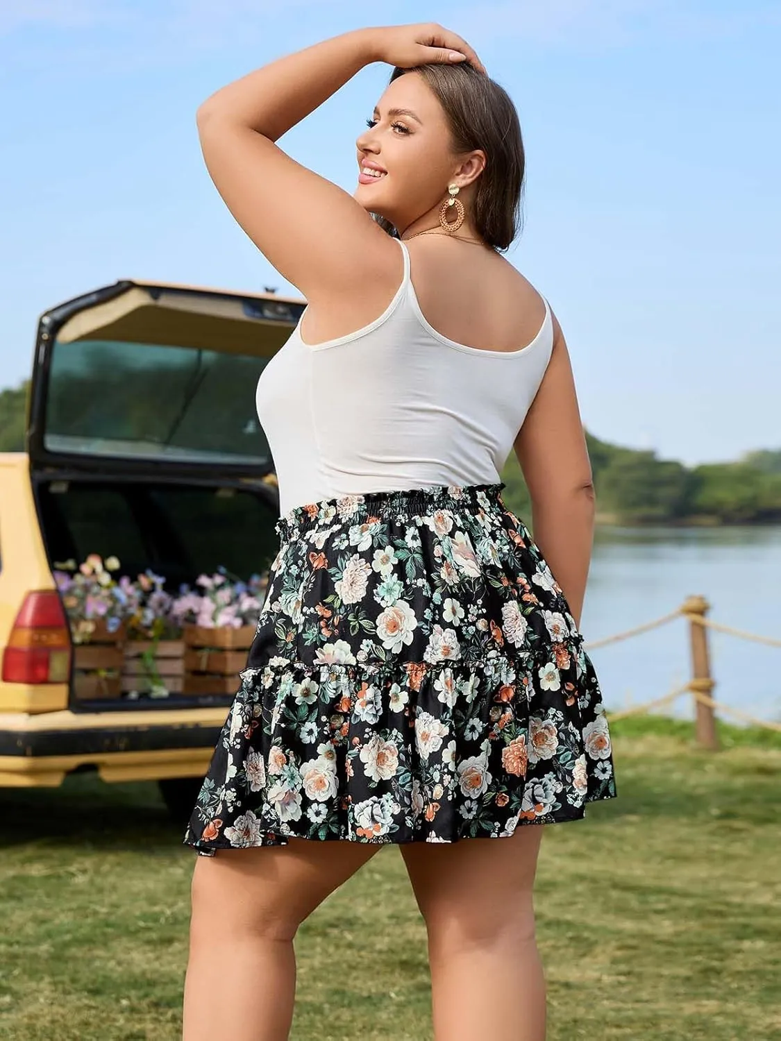 Women's Plus Size Flowy Floral Skirt Casual Boho High Waisted Ruffle Tiered Mini Skater Skirt with Shorts